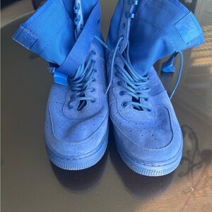 Men’s Blue High-Top Sneakers
